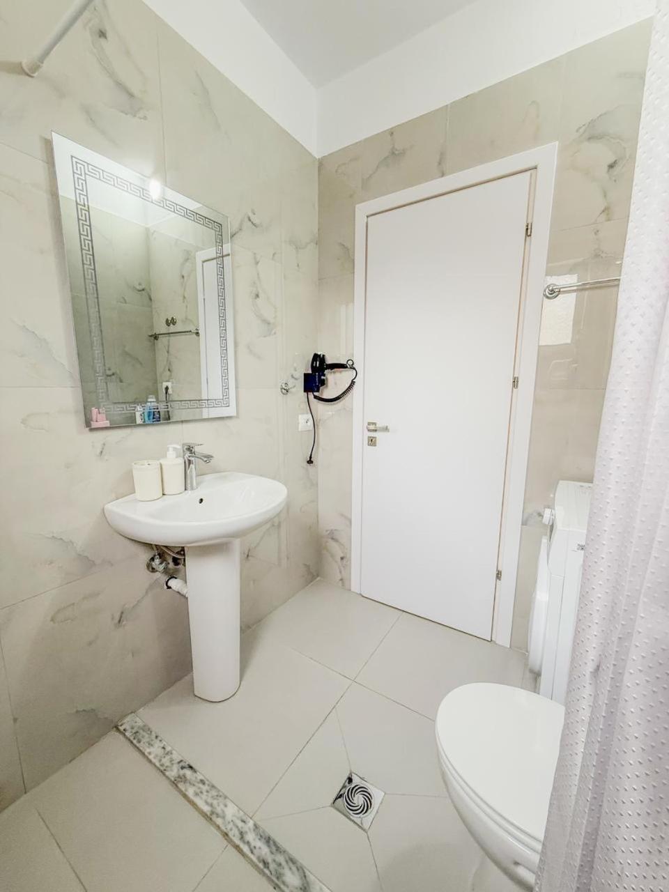 Odore Di Mare Apartments Sarande Luaran gambar